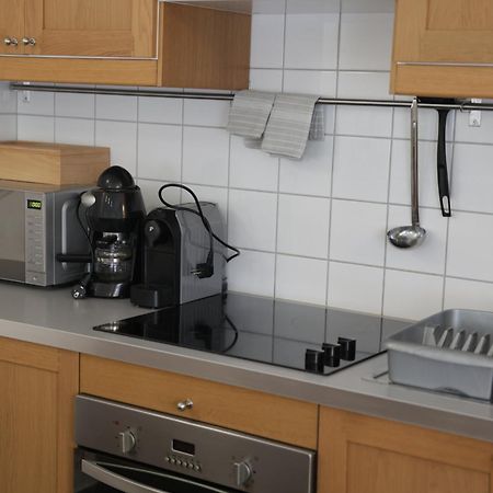 Stardust Apartman เปตช์ ภายนอก รูปภาพ